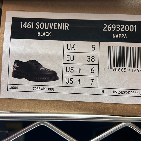 7 DOC MARTENS 1461 SOUVENIR EMBROIDERED LEATHER SHOES NIB great Gift! - Picture 15 of 16